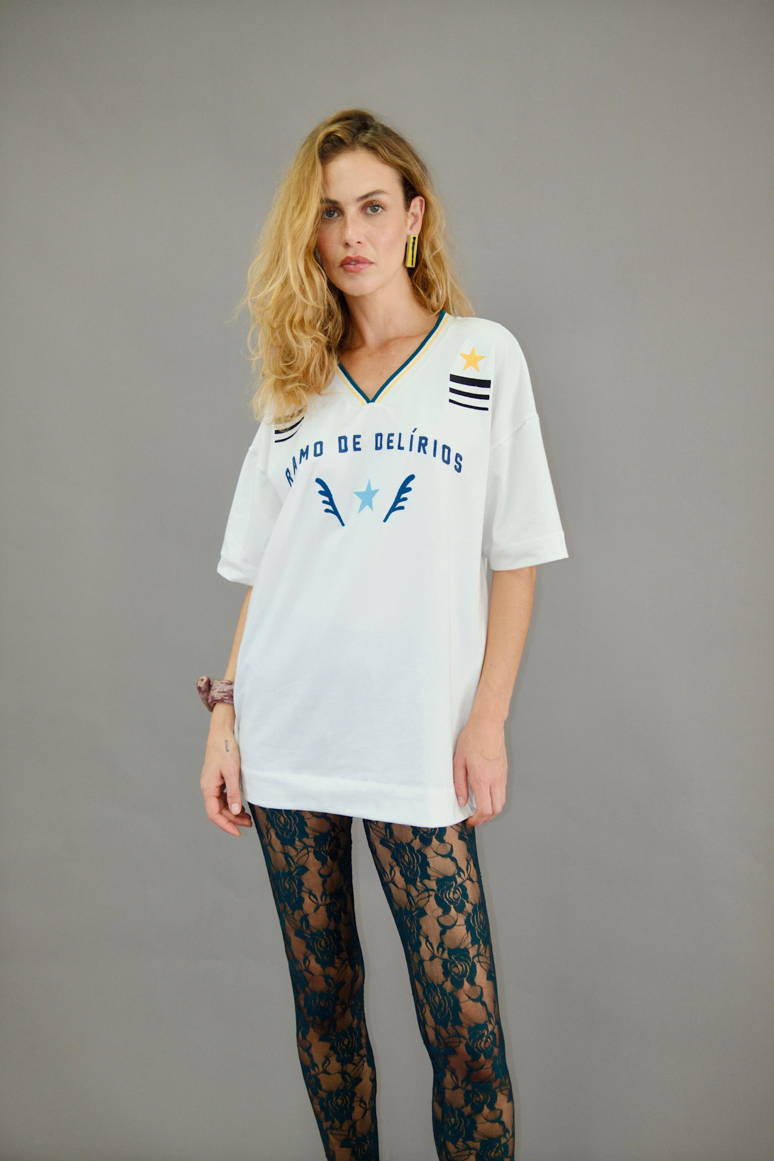 Camisetão Ramo de Delírios